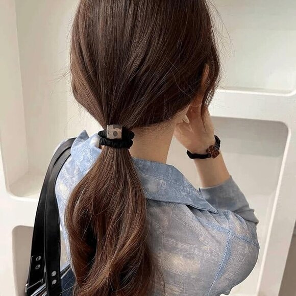 Silk Hair Scrunchies 4-Pack Soft Elegant Faux Pearl Hair Accessories for Women main image 7